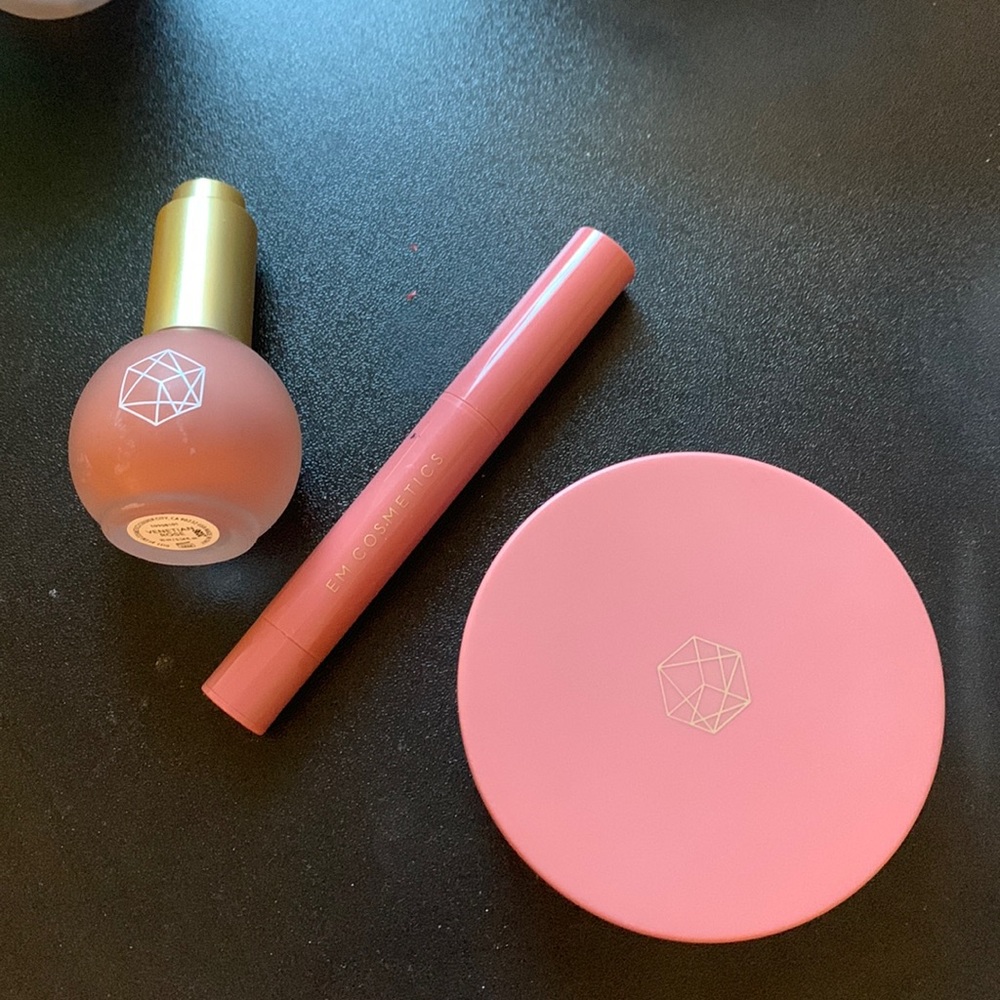 Em Cosmetics Venetian Rose lot.
